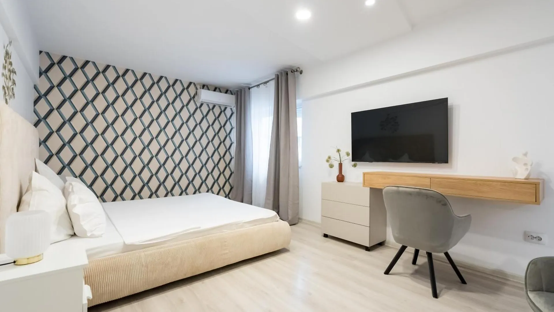 Elysium Center Apartment Bucharest