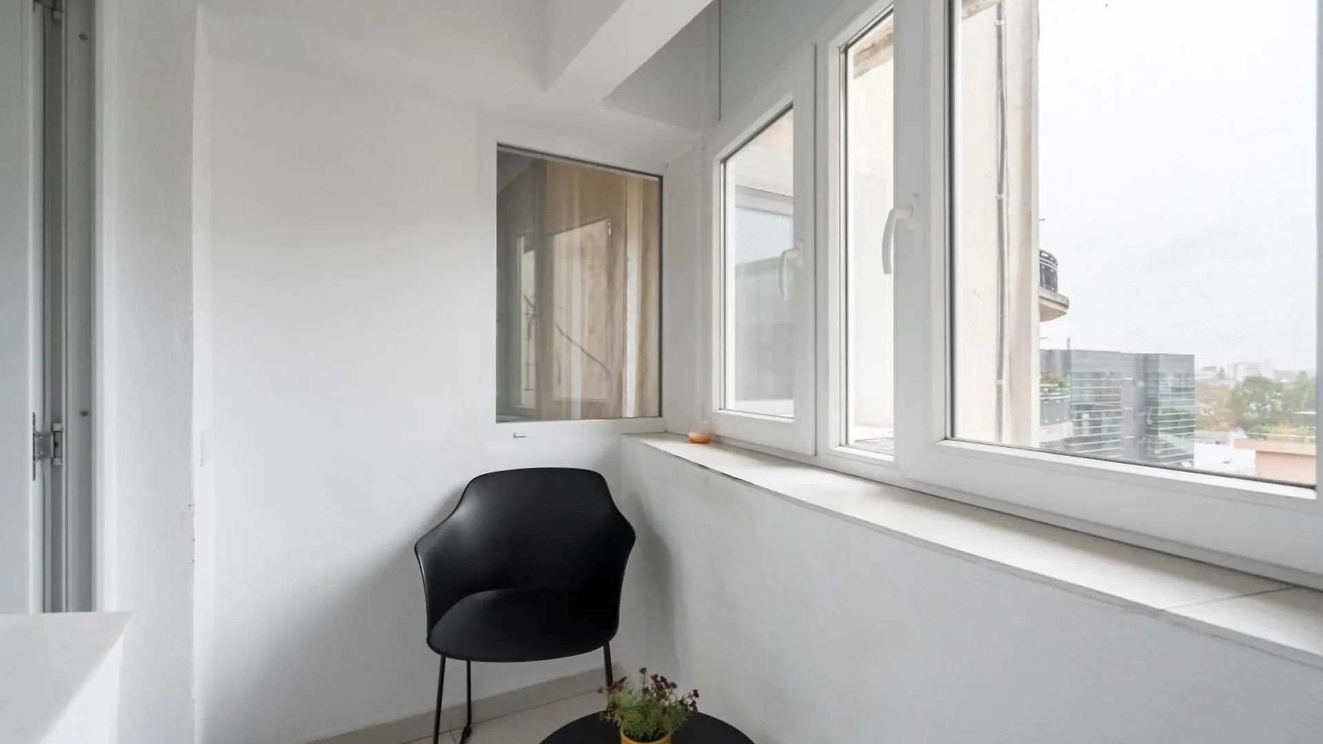 Elysium Center Apartment Bucharest Romania
